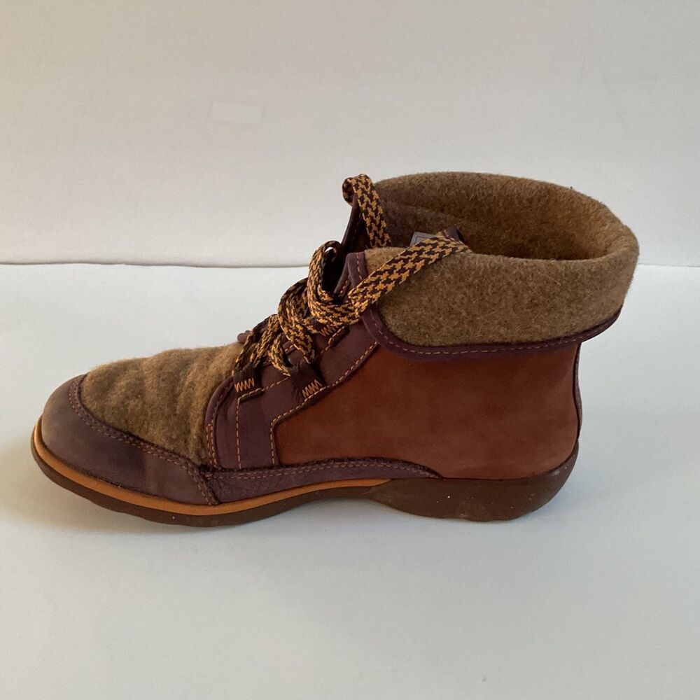 Chaco Barbary Waterproof Leather & Wool Boots Womens Sz 7.5 Brown Outdoor - Picture 2 of 10